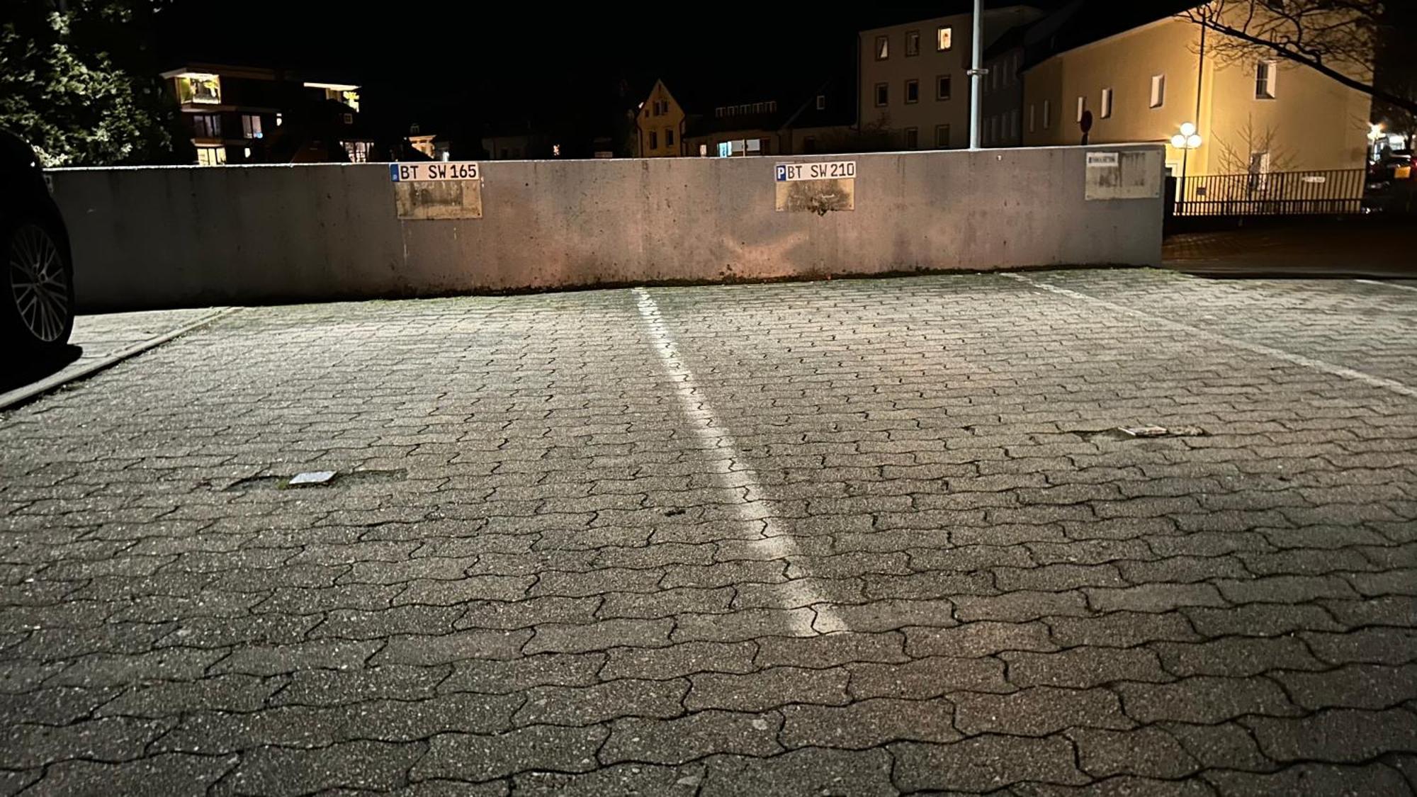 Gemuetliches Helles Apartment Mit Balkon Und Parkplatz Vor Der Tuer Im Zentrum Von Bayreuth Exteriör bild